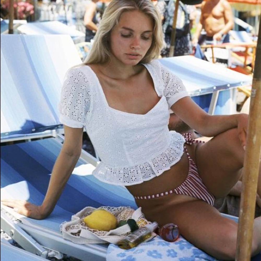 With Jéan White Embroidered Blouse - Size M